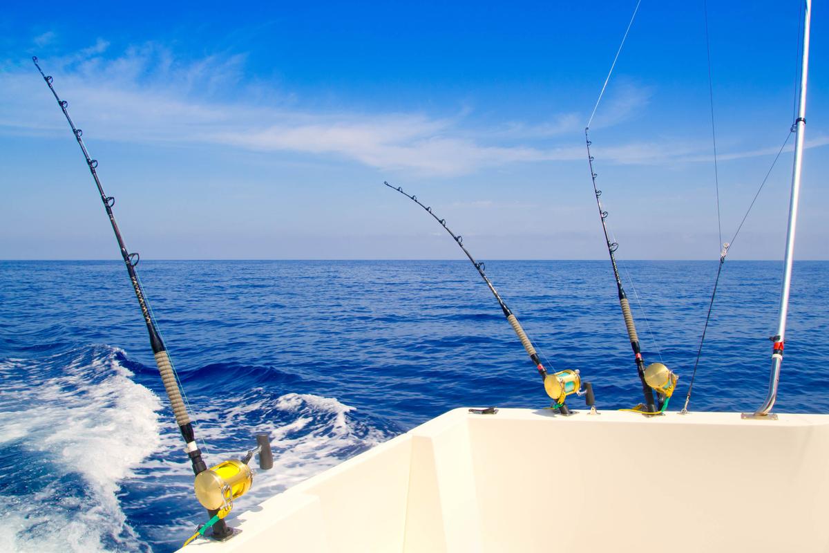 2016/08/deep-sea-fishing-boat_1big_stock.jpg
