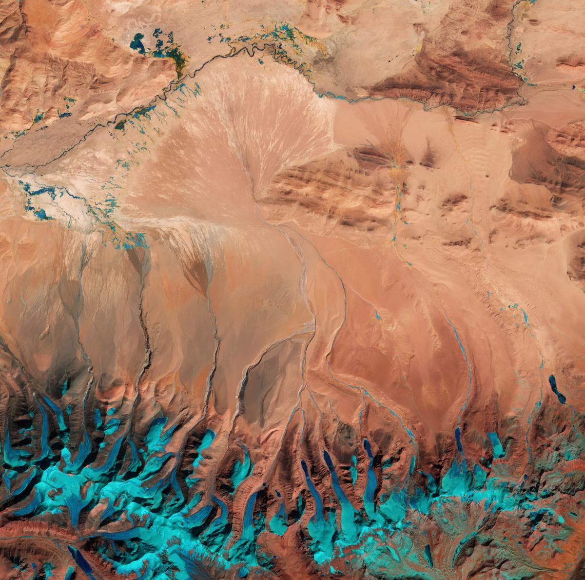 The Southern Tibetan Plateau