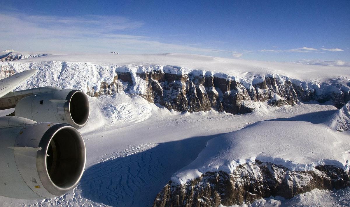 Operation IceBridge tackles the Arctic spring