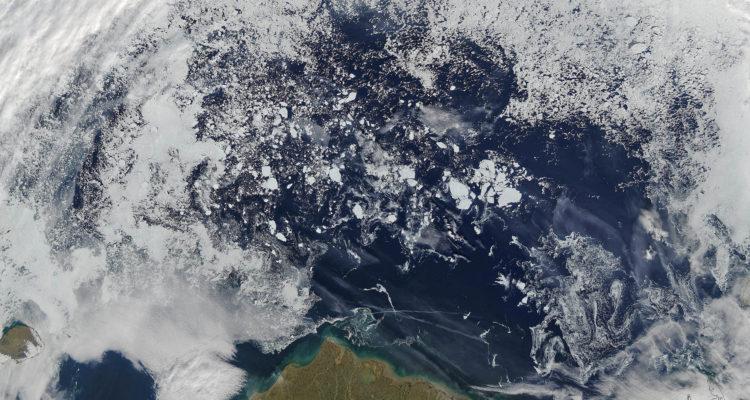 Sea ice melt in the Beaufort Sea