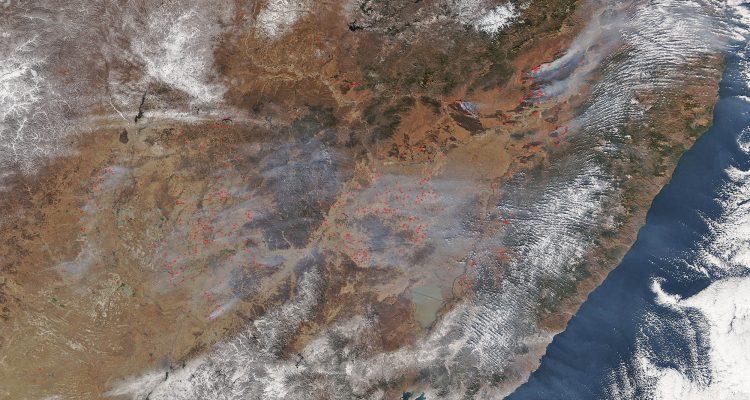 Wildfires rage in eastern China and Russia