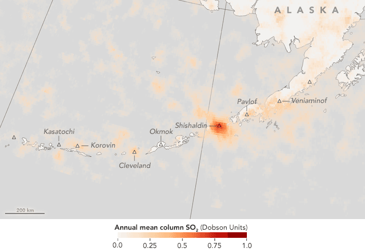 Aleutian Island volcanoes emit sulfur dioxide
