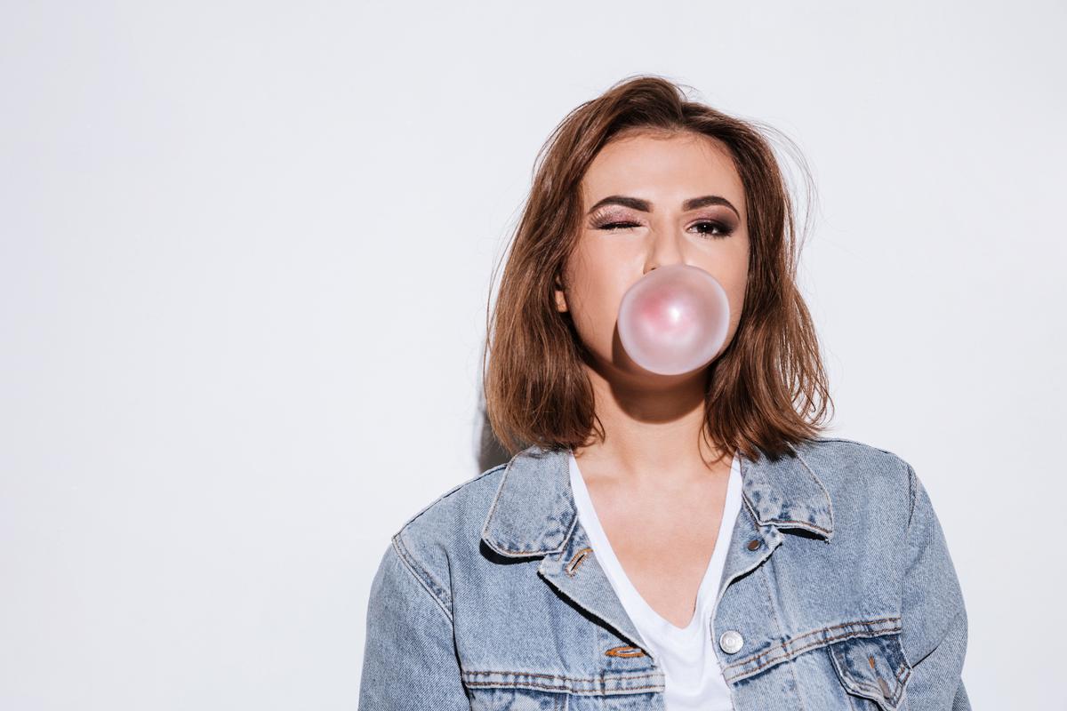 Does gum stick to your stomach for years if you swallow it?