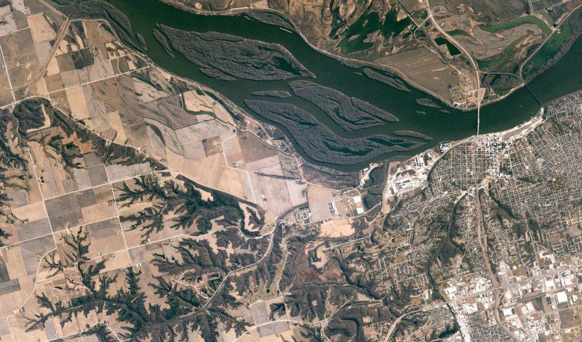 Burlington, Iowa and the Mississippi River