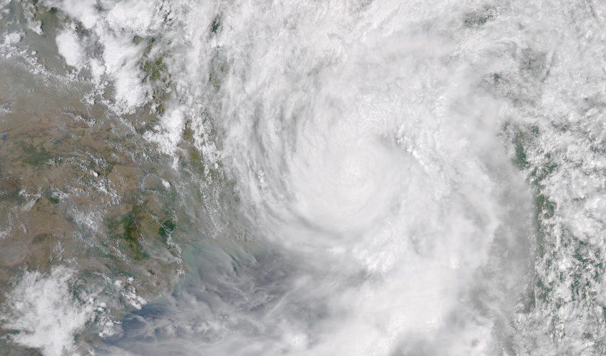 Cyclone Mora slams Bangladesh
