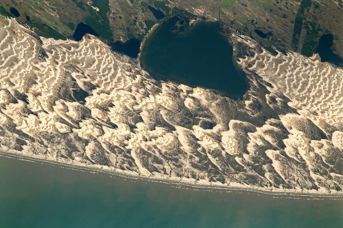 2017/10/The-Atlantic-coastline-of-southern-Brazil.jpg
