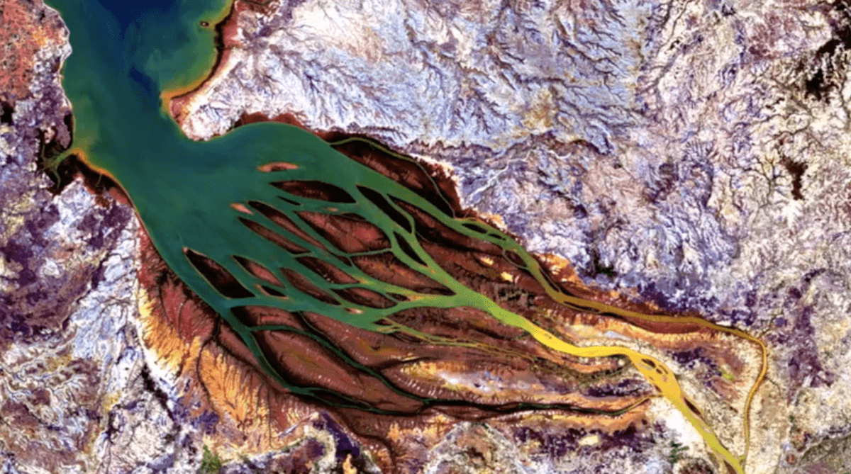 Take a break: Earth as art