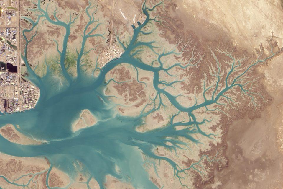 Musa Bay, Iran seen from space