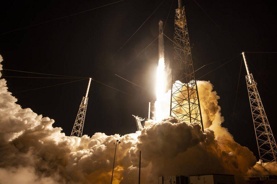 The Dragon cargo spacecraft liftoff