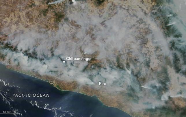 Strong winds fuel forest fires in Mexico