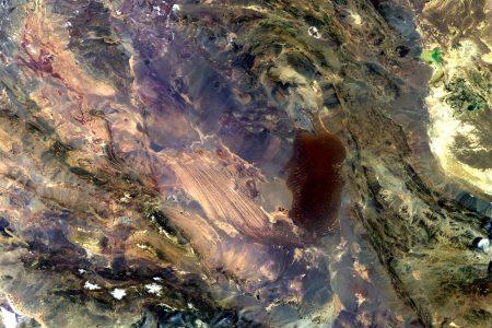 2020/07/Dasht-e_Lut_salt_desert_Iran.jpg