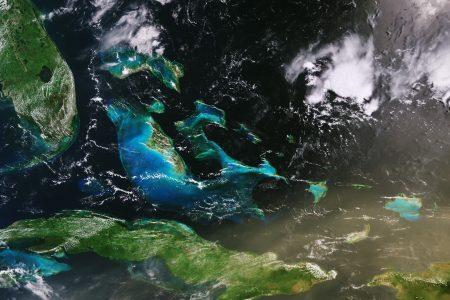 Dust_particles_over_Cuba.jpg
