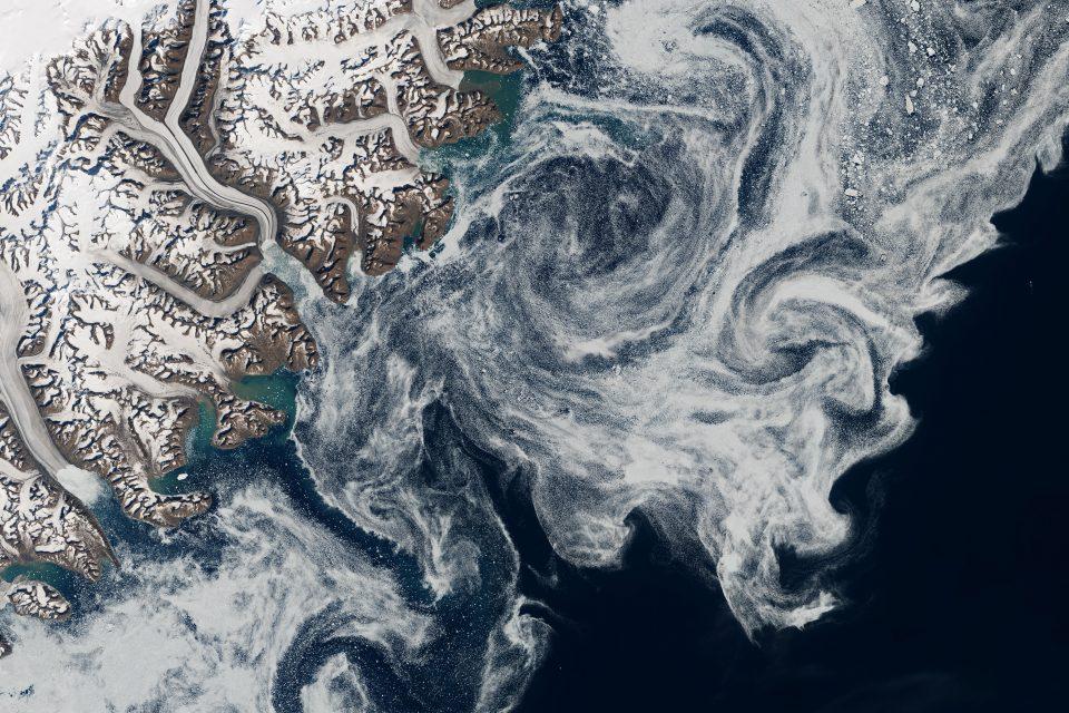 Sea ice escapes the Arctic Ocean