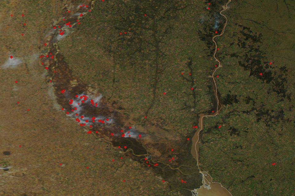 Drought accelerates fires across the Paraná River delta