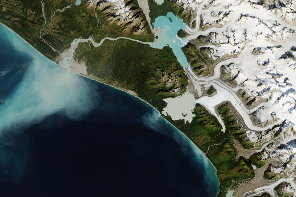 Satellites help observe glaciers in Alaska
