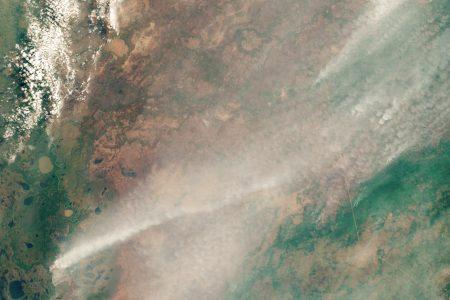 2020/09/pantanalfires_oli_2020240_lrg.jpg