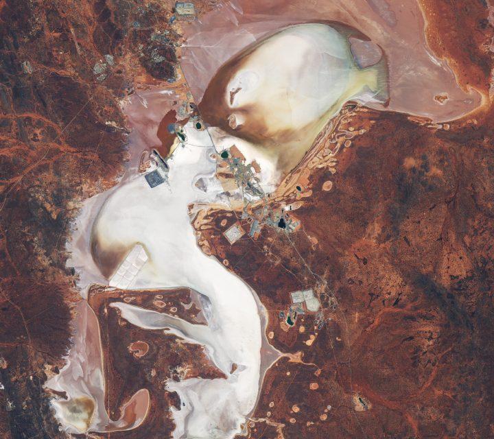 Lake Lefroy in Western Australia