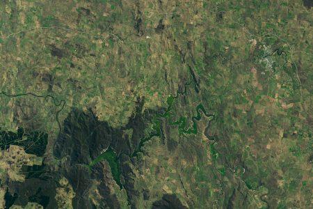 lakeburrinjuck_oli_202141_lrg.jpg