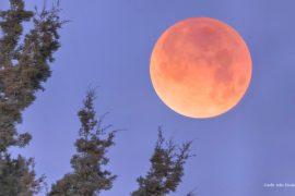 May brings a super blood moon eclipse