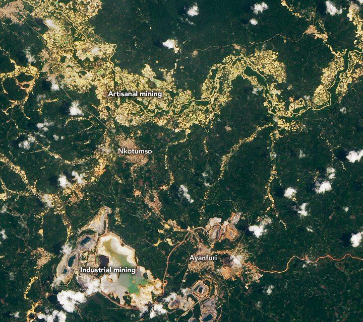 Gold mining in Ghana