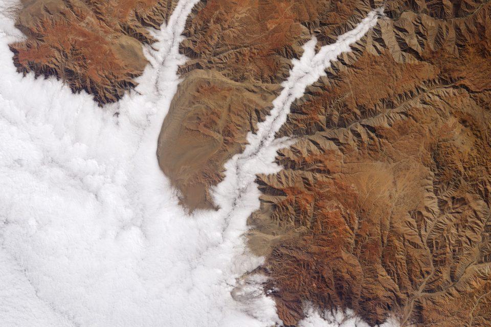 Marine stratocumulus clouds invade Peru’s southern coast