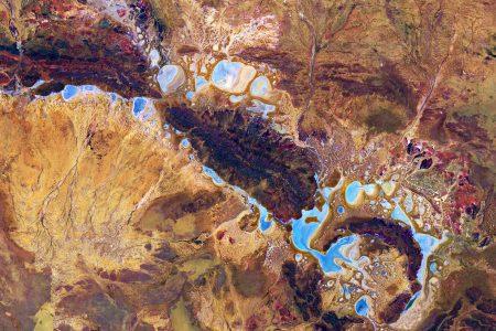 Shoemaker_Crater_Australia-1.jpg