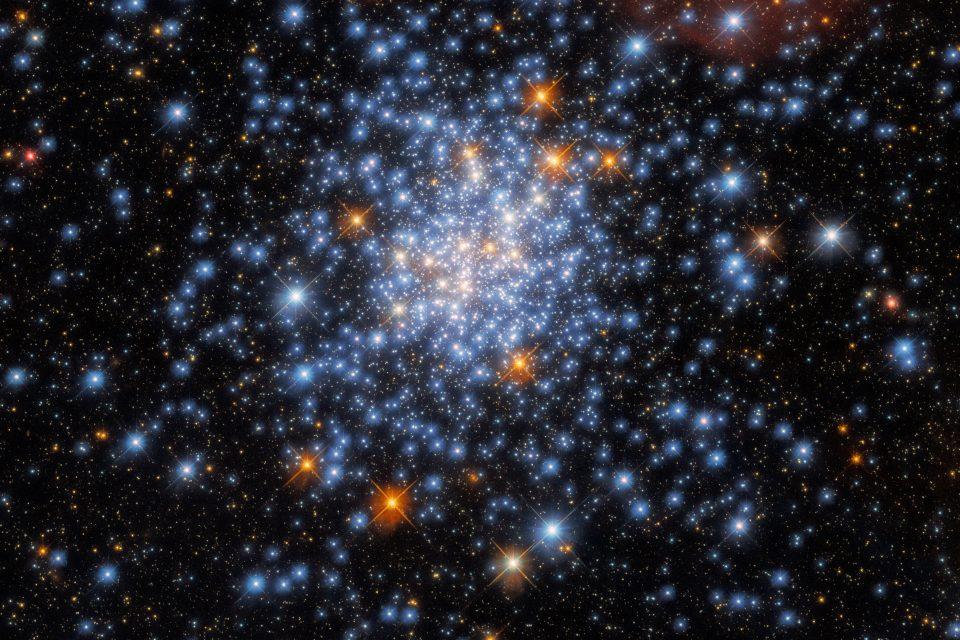 Open star cluster in the Small Magellanic Cloud