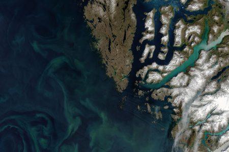 greenland_oli_2021189_lrg.jpg