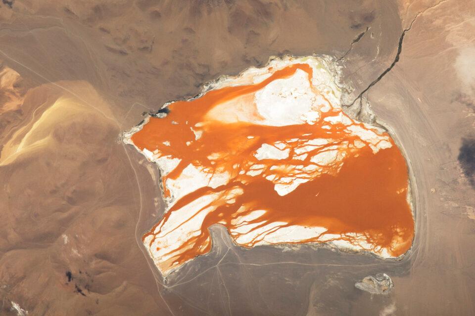 17. A yolky Bolivian lake