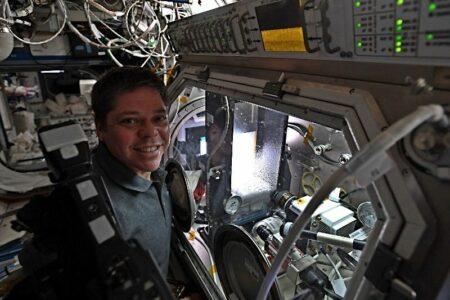 2021/10/Space-Station-Tasks.jpg