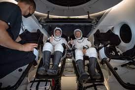 2021/10/The-Astronauts.jpg