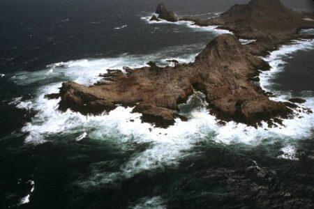 2021/10/seasaroundtheFaralloneIslands-768w.jpg