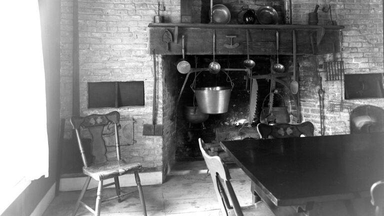 Summer kitchen