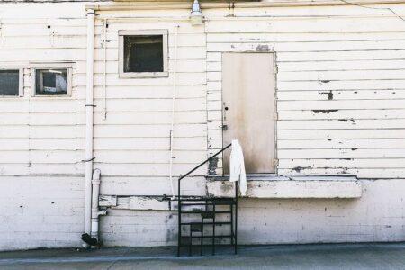 2021/11/whitepaint-768w.jpg