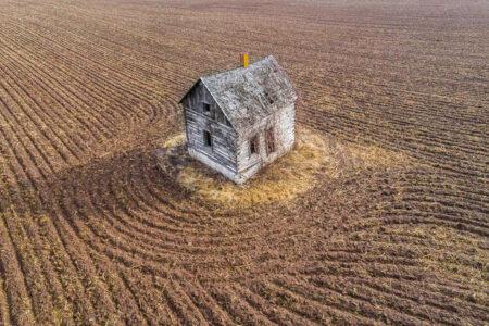 2021/11/farmhouse_10212021_22889-768w.jpg