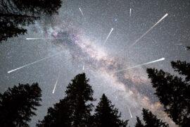Skywatching in December 2021: planets, comet, and a meteor shower