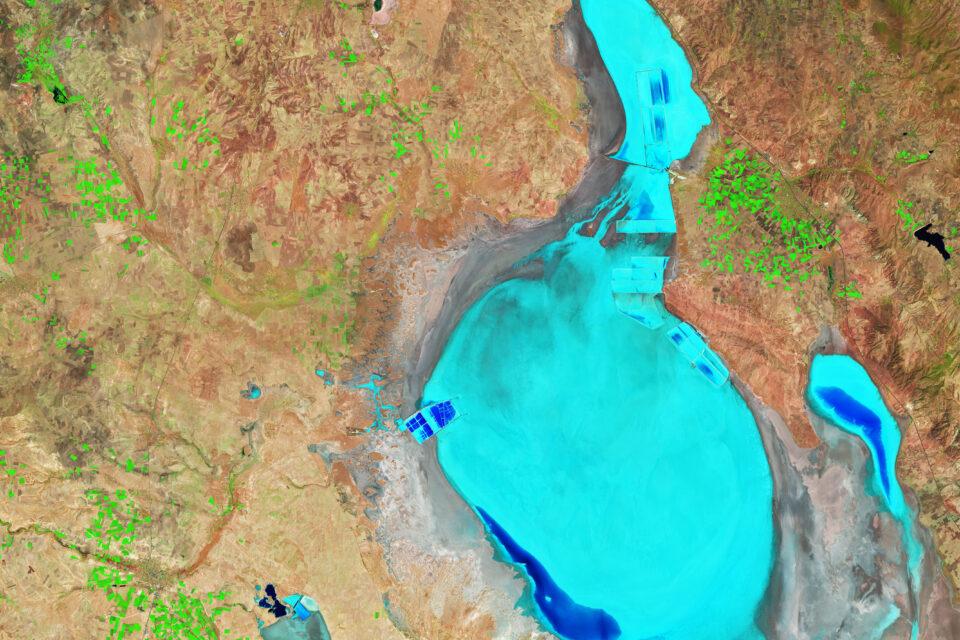 Lake Tuz is almost completely gone due to climate change
