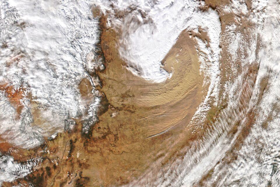 December derecho kicks up extreme weather across the U.S.