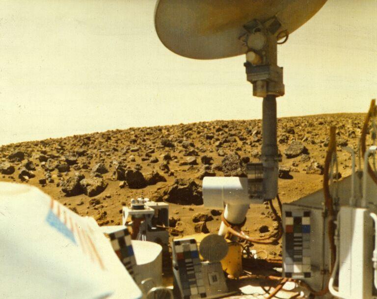 Mariner 9