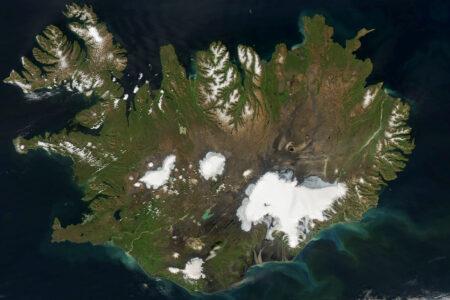 iceland_amo_2020226_lrg.jpg