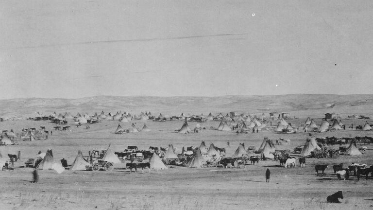 Sioux camp