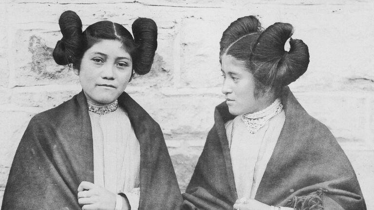 Hopi women