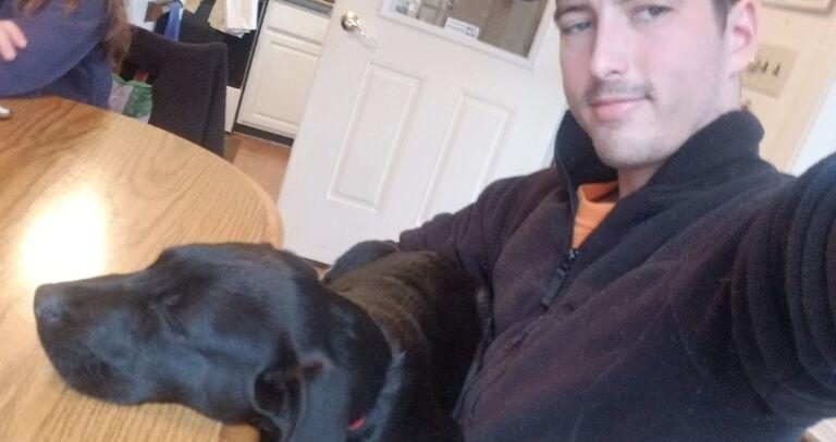 Man About To Return Dog To Shelter Stops After He Spots A Note