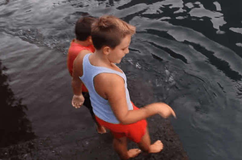 Trick Of The Ocean