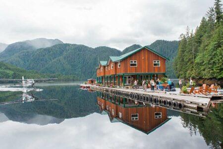 2022/03/19-Great-Bear-Lodge.jpg
