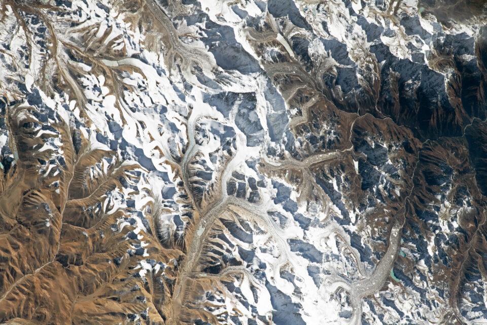 Mount Everest: The world's highest peak