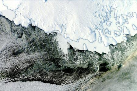 2022/04/antarctica_tmo_2022082_lrg-1.jpg