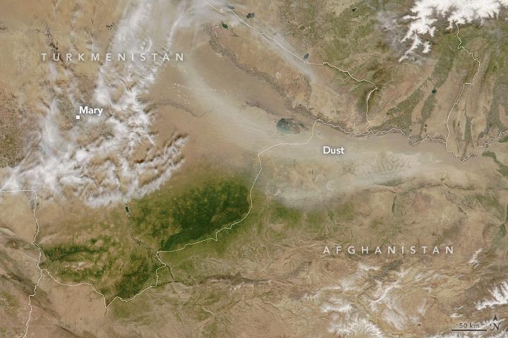 Springtime brings greenery and dust to Turkmenistan