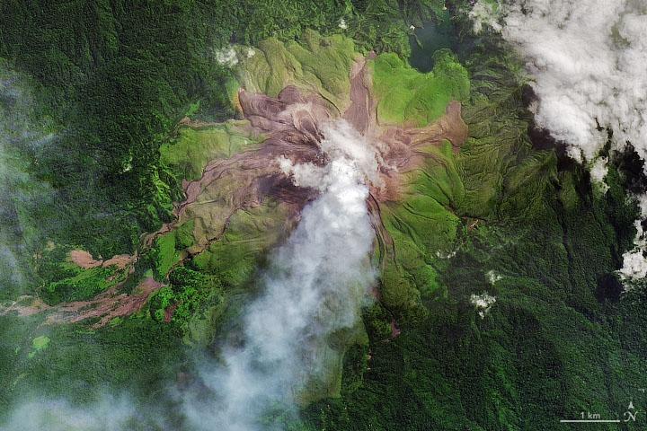 Mount Bagana in Papua New Guinea