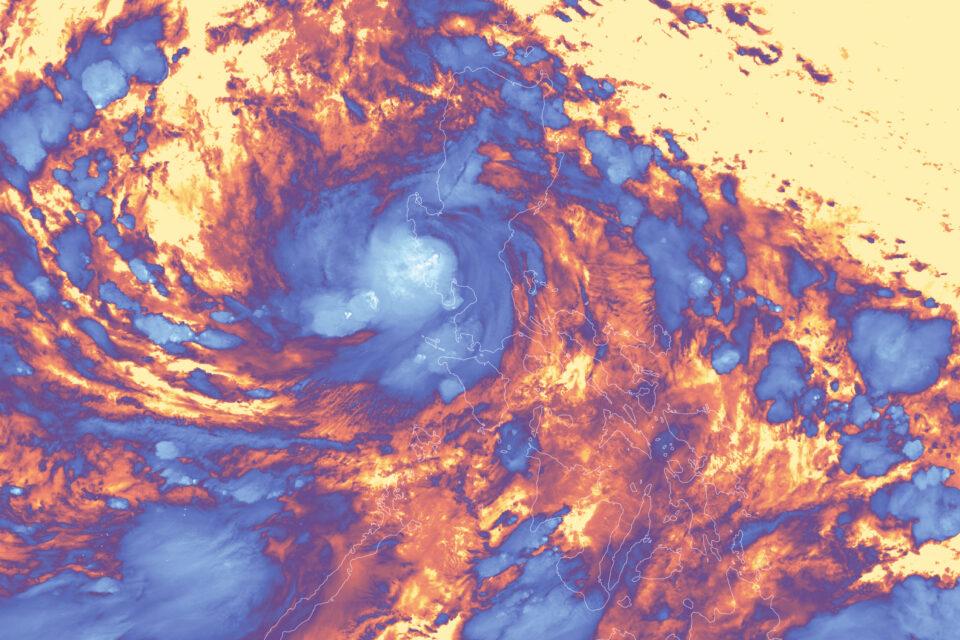 Super Typhoon Noru intensified at a shocking pace